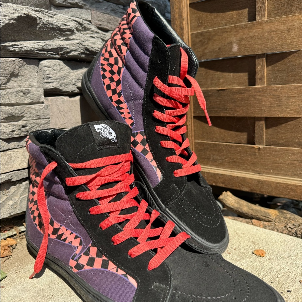 Vans MENS  High-Top Sneakers - Black, Red, and Purple